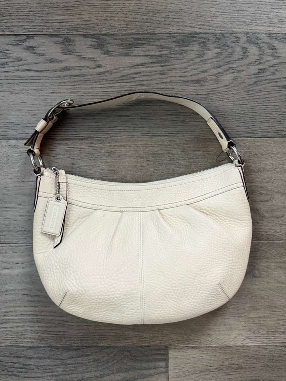 ⚡️FLASH SALE⚡️Coach Y2K 2009 Soho Hobo Beige Leather Shoulder Bag F13730